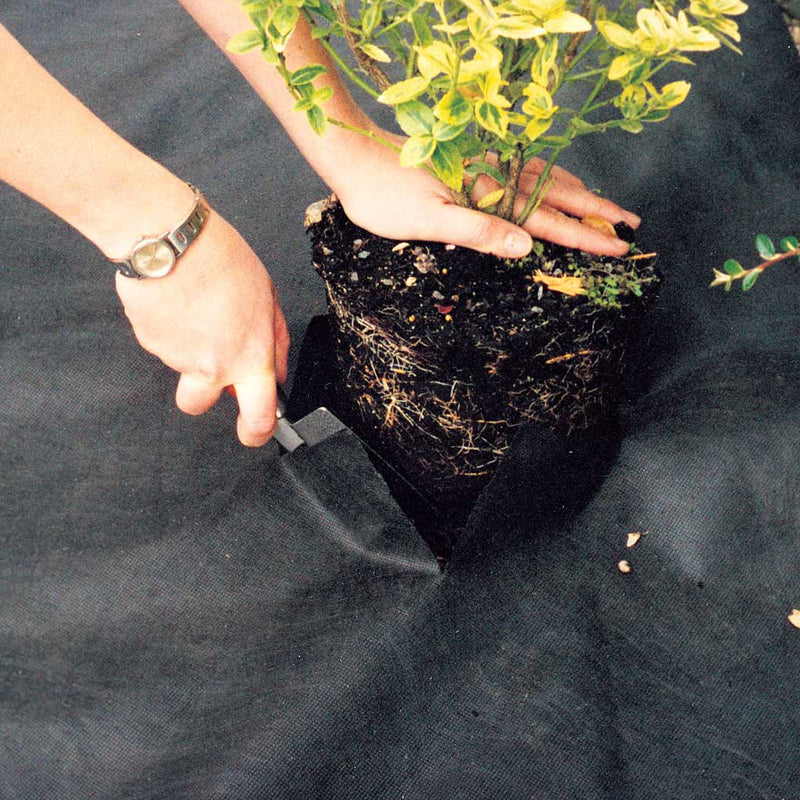 MainframeDirect - mulch and weed mat - in use planting 